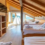 Des Cimes, Chaleureux Avec Jacuzzi Et Sauna *