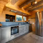 Des Cimes, Chaleureux Avec Jacuzzi Et Sauna Шале *