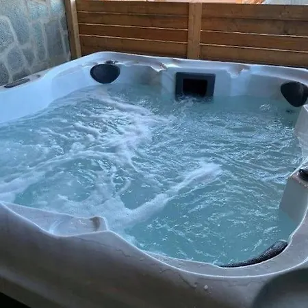 Des Cîmes, Chaleureux Avec Jacuzzi Et Sauna Chalet Gérardmer