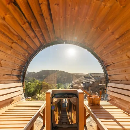 Des Cimes, Chaleureux Avec Jacuzzi Et Sauna Dağ evi *