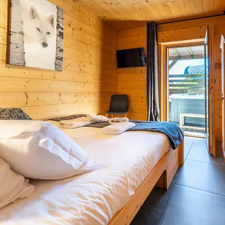 Chalet Des Cimes, Chaleureux Avec Jacuzzi Et Sauna Gérardmer