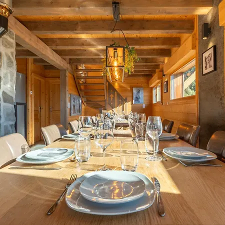 Des Cimes, Chaleureux Avec Jacuzzi Et Sauna Chalet