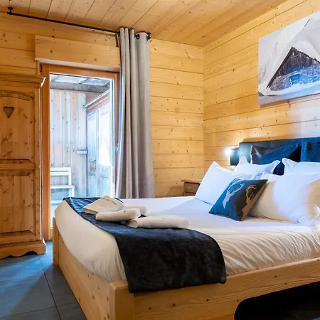 Des Cimes, Chaleureux Avec Jacuzzi Et Sauna *