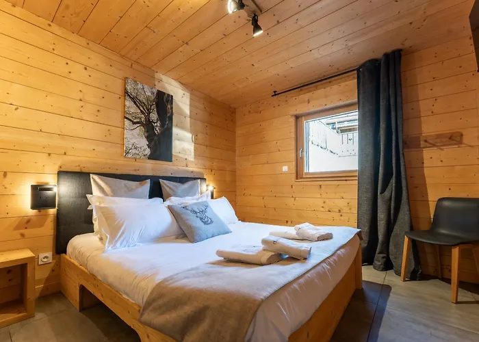 Chalet Des Cimes, Chaleureux Avec Jacuzzi Et Sauna